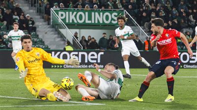 التعادل السلبي يحسم مواجهة إلتشي وأوساسونا في الليجا