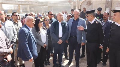 محافظا القاهرة والقليوبية يواصلان حملات إعادة الانضباط بالمرج