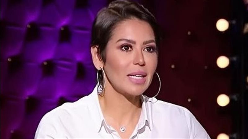 الفنانة لقاء الخميسي