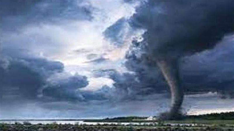 الإعصار المداري العنيف