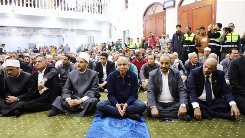 خطبة الجمعة بعد افتتاح المسجد