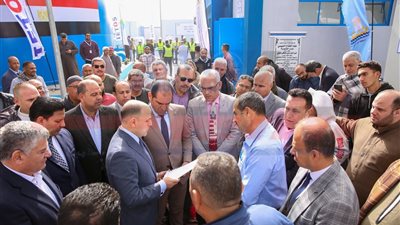 محافظ كفر الشيخ يستمع لطلبات أهالي متبول