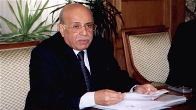 وزير الصحة والسكان ينعى الدكتور مفيد شهاب