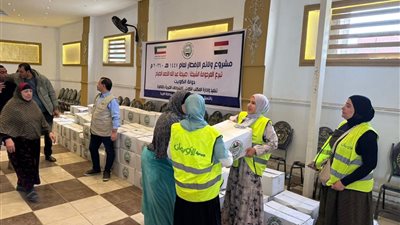 توزيع 640 كرتونة سلع على أسر أولى بالرعاية في الغربية