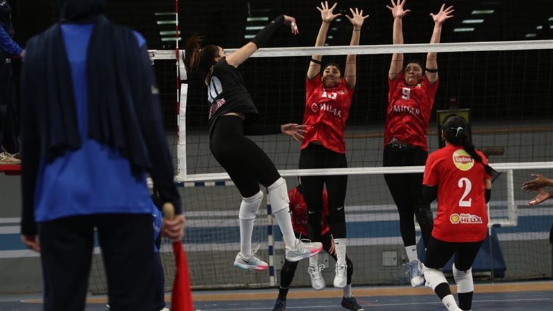 سيدات طائرة الأهلي