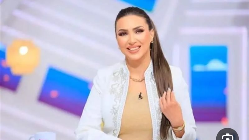 الإعلامية إيمان عز الدين 