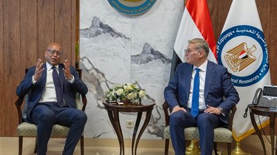 وزير البترول يستقبل نائب رئيس مؤسسة التمويل الدولية