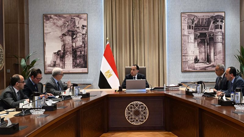 مدبولي واجتماع مع