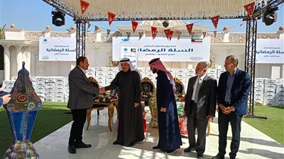 توزيع 3 آلاف كرتونة مواد غذائية على غير القادرين والأكثر احتياجًا