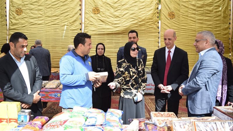 معرض بجامعة بنى سويف