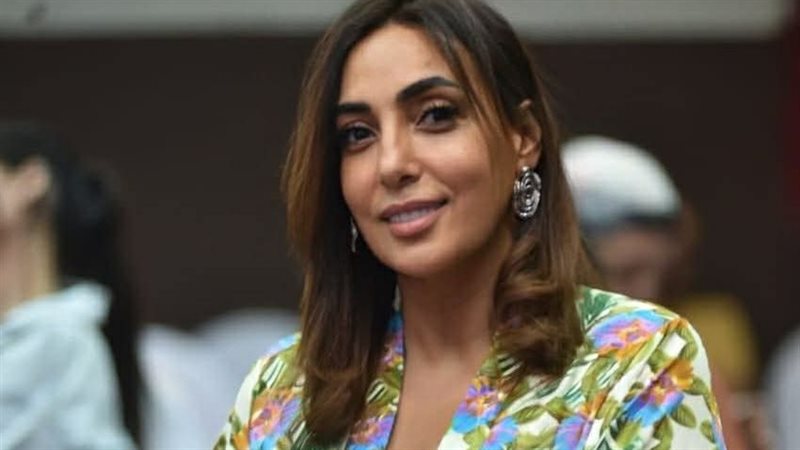 الفنانة نيفين أنور