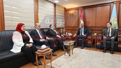 محافظ كفر الشيخ يستقبل رئيس الجامعة لتهنئته بتوليه مهام منصبه