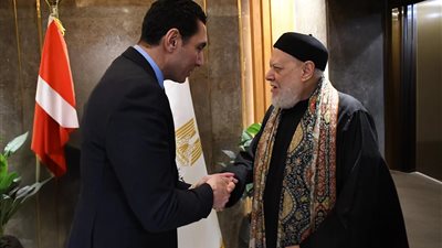 وزير الشباب والرياضة يستقبل الإمام علي جمعة لبحث التعاون المشترك خلال الفترة المقبلة