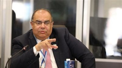 الاقتصاد العالمي بين صمود هش وعواصف قادمة.. محمود محيي الدين يرسم ملامح النظام الجديد