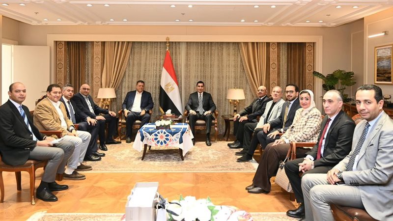 وزير الشباب والرياضة،