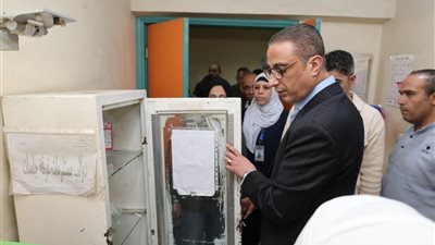 محافظ الجيزة يتفقد مستشفى أبو النمرس المركزي
