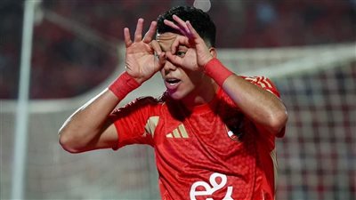 إمام عاشور يمنح الأهلي التقدم على الجونة في الدوري الممتاز