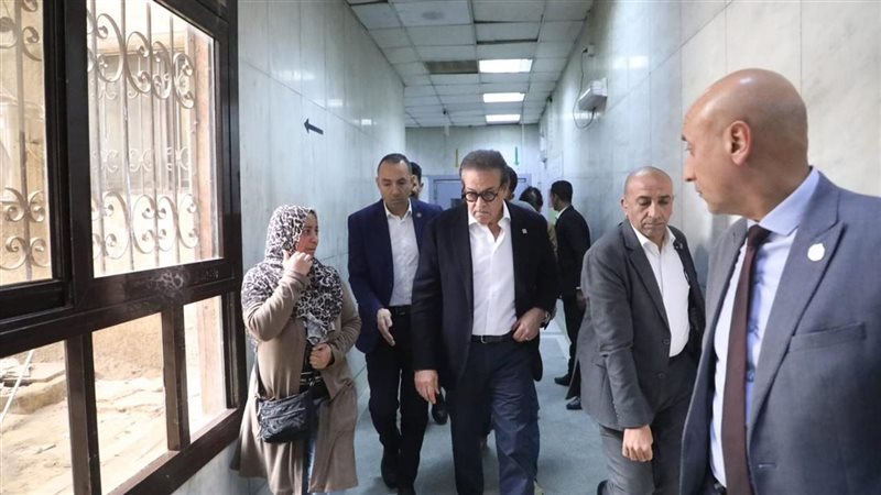 جولة وزير الصحة 