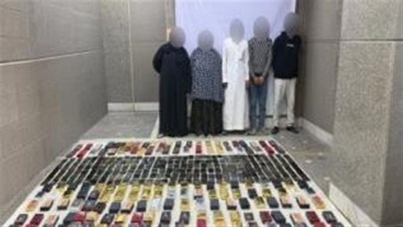 المتهمون والمضبوطات 