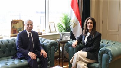 وزيرة الثقافة تلتقي رئيس الأكاديمية البحرية لبحث تعزيز التعاون في مجالات التعليم والتدريب وبناء القدرات