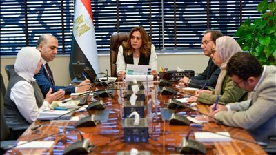 د.منال عوض توجه بتوفير بدائل للأكياس وخاصة فى مدن شرم الشيخ والغردقة