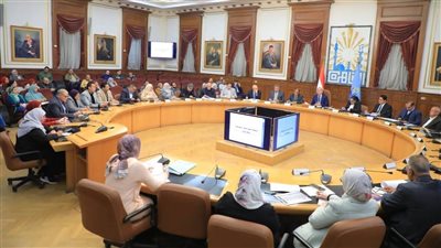 محافظ القاهرة يتابع ملفات التقنين والمتغيرات المكانية ويشدد على تبسيط الإجراءات للمواطنين