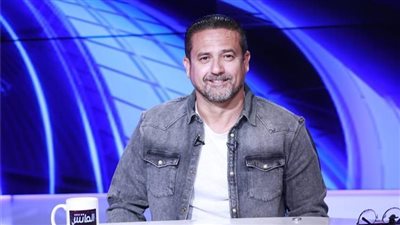 نادر شوقي يكشف كواليس صفقات الكرة المصرية في أقر وأعترف الليلة