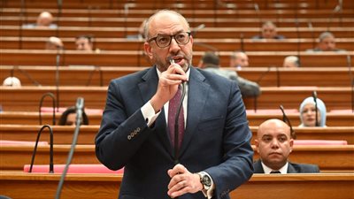  الحسيني: توجيهات الرئيس للحكومة ترسم خارطة طريق لتعليم عصري