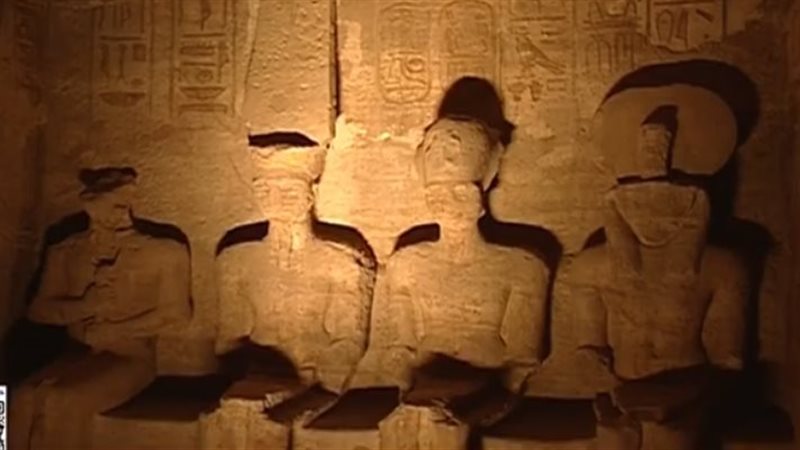 ظاهرة تعامد الشمس