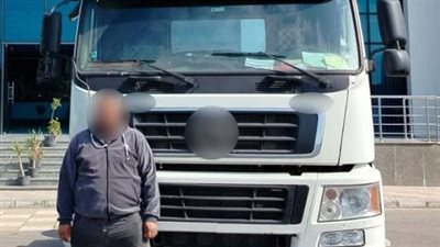 كشف ملابسات تداول فيديو بقيام قائد سيارة 