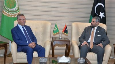 أمين مساعد الجامعة العربية يبحث مع مندوب ليبيا تطورات الأوضاع في المنطقة