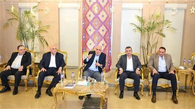 النائب العام يجتمع بأعضاء النيابة خلال مأدبة إفطار شهر رمضان