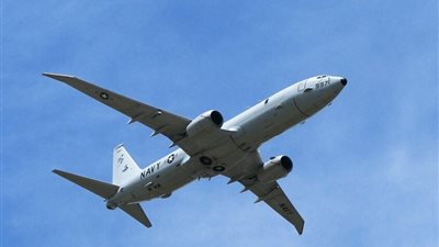 طائرة أمريكية مضادة للغواصات تحلق بالقرب من الحدود الإيرانية