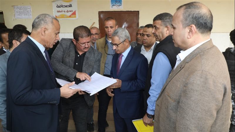 محافظ بنى سويف داخل