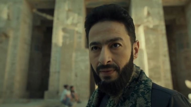 الفنان حمادة هلال