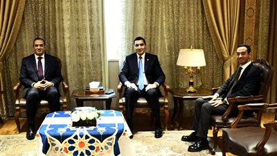 وزير الشباب والرياضة يستقبل نائب وزير التربية والتعليم ومساعد التعليم العالي