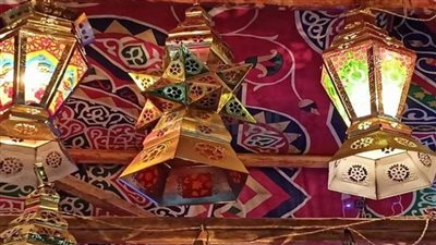 حكاية الفانوس والخيامية تراث من ألف عام يضيء ليالي شهر رمضان الفضيل