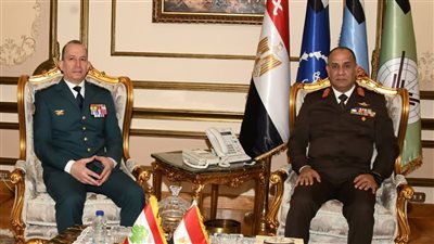 وزير الدفاع والإنتاج الحربي يلتقي قائد الجيش اللبناني