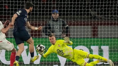 باريس سان جيرمان يتعادل مع موناكو ويحسم تأهله في دوري الأبطال