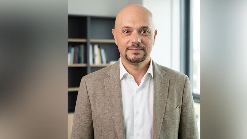 هيثم منصور مستشار