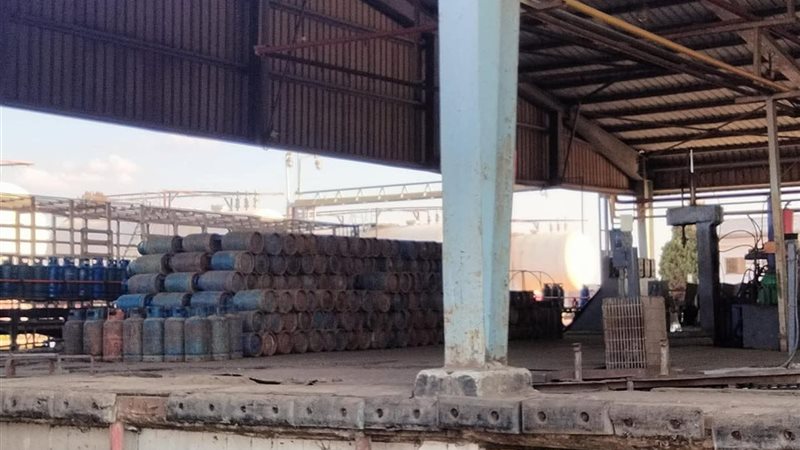 جانب من المصنع