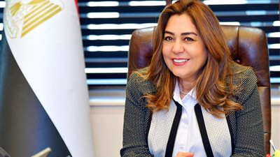 منال عوض: شراكات مع الجامعات لبناء كوادر المحليات وتطوير منظومة التدريب بمركز سقارة