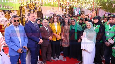 وزيرة التضامن الاجتماعي تطلع على خدمات وحدة إطعام الحاجة عزيزة