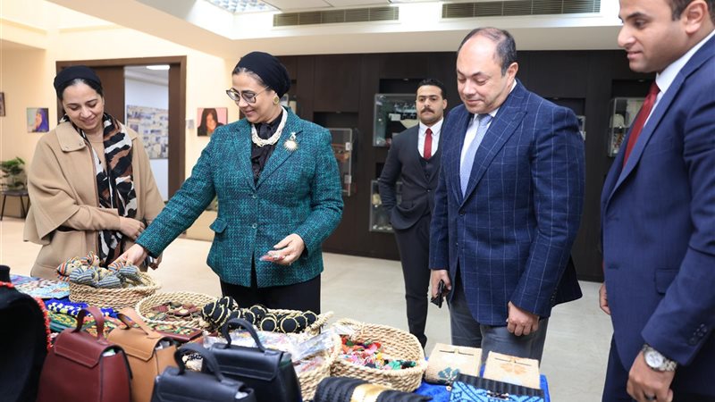 المستشارة أمل عمار