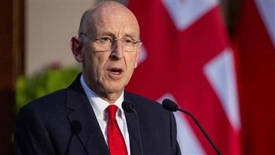 وزير الدفاع البريطاني: إيران تطلق صاروخين قرب قواعد بريطانية في قبرص