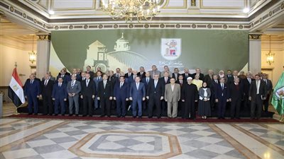 رئيس جامعة السادات يشارك في اجتماع الأعلى للجامعات ويؤكد: دعم الدولة نحو الابتكار والتحول الرقمي