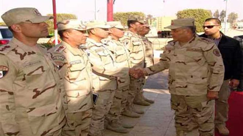 رئيس الأركان يتفقد