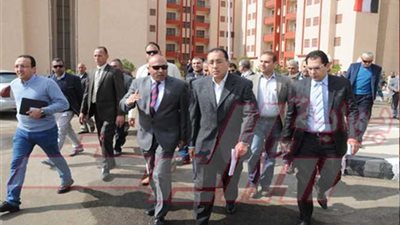 وزير الإسكان ومحافظ المنوفية يتفقدان أعمال توصيل المرافق لـ2.4مليون م2 بنشاط صناعى