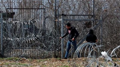 تركيا تغلق حدودها مؤقتًا أمام عبور الإيرانيين الزائرين في رحلات قصيرة