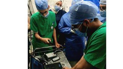 لأول مرة بإقليم القناة.. نجاح جراحة زرع جهاز التحفيز العميق للمخ بمجمع الإسماعيلية الطبي